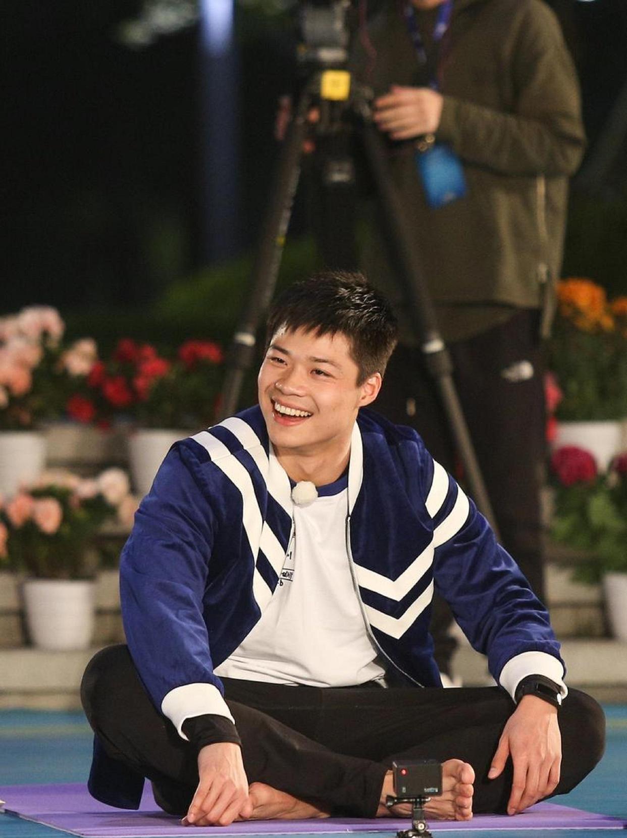 苏炳添赛点兑现,利雅得新月淘汰上海海港晋级四强,主帅激动落泪 苏炳添赛点兑现,利雅得新月淘汰上海海港晋级四强,主帅激动落泪